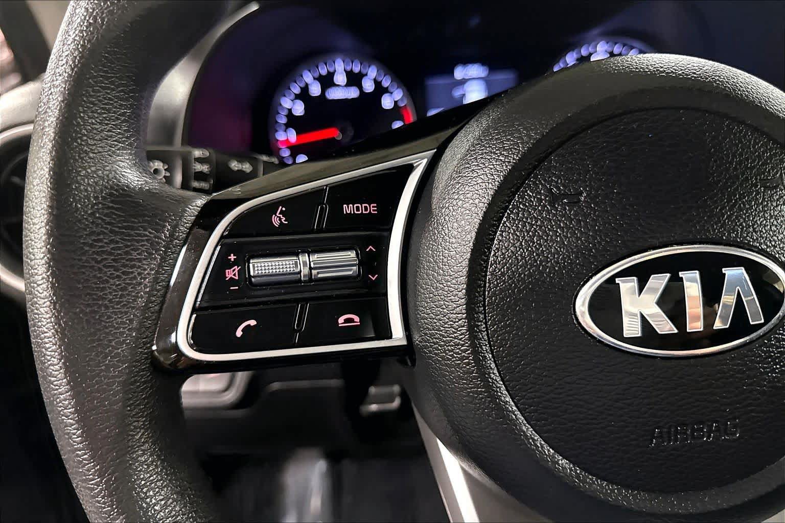 Used 2021 Kia Forte LXS FWD image 23