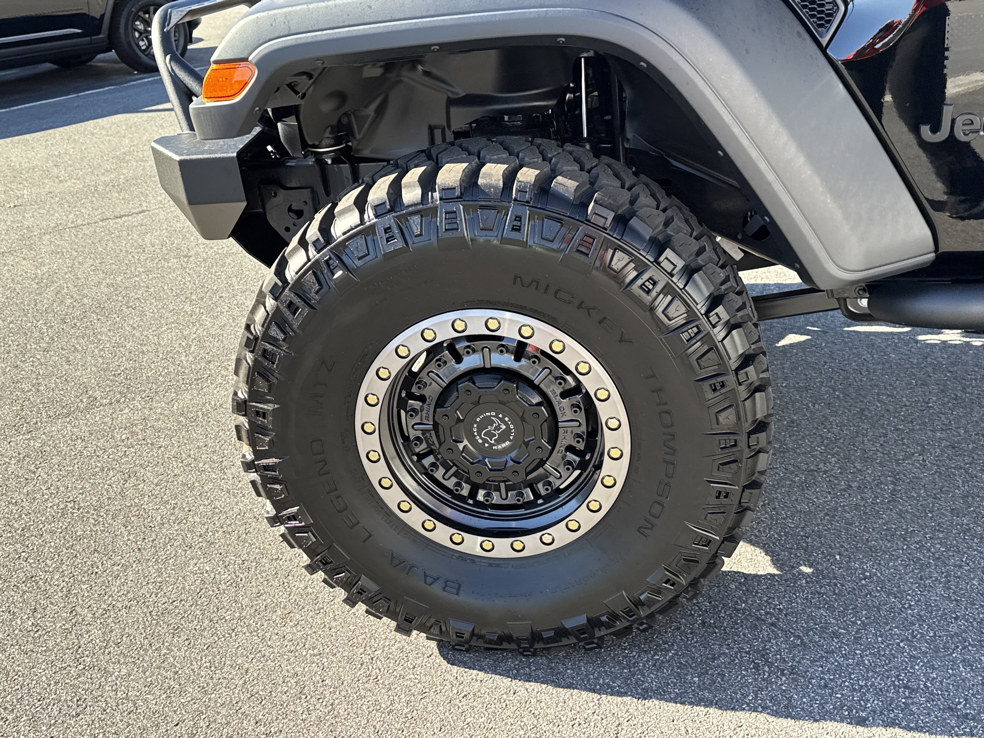 New 2025 Jeep Gladiator Sport image 14