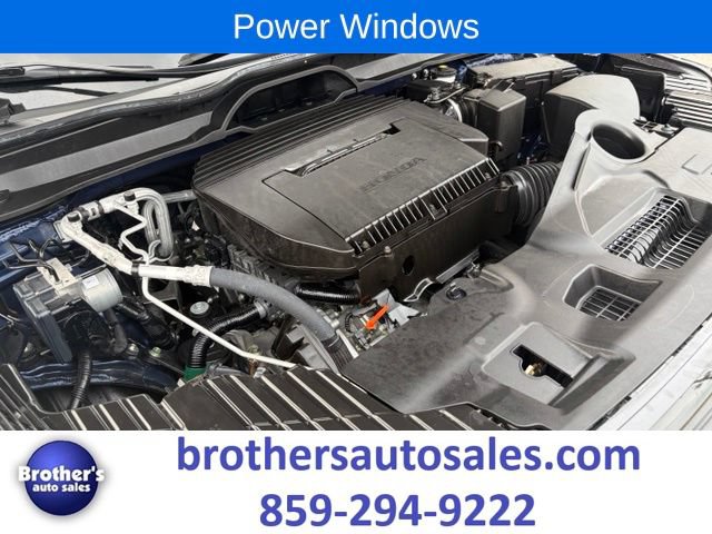 Used 2025 Honda Pilot Sport image 11
