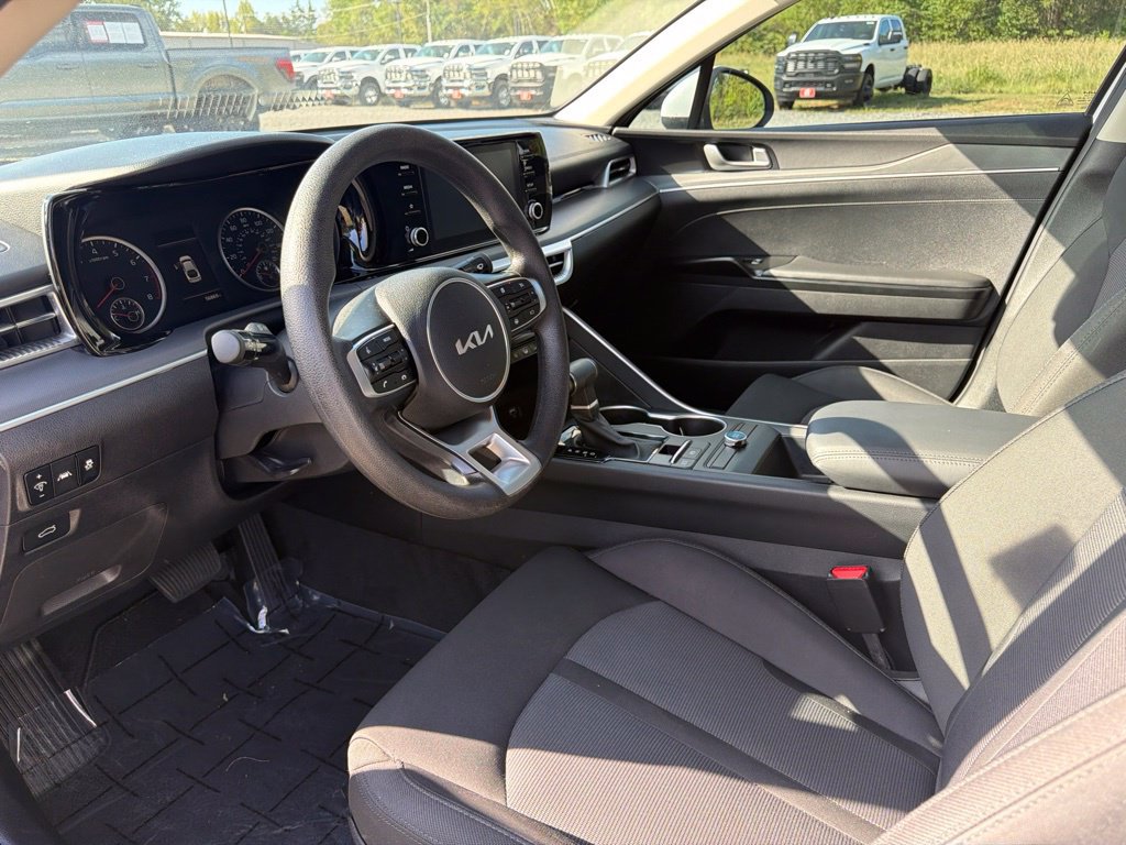 Used 2023 Kia K5 LXS FWD image 13
