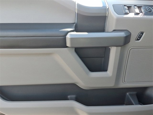 Used 2016 Ford F150 XLT w/ Equipment Group 302A Luxury image 13