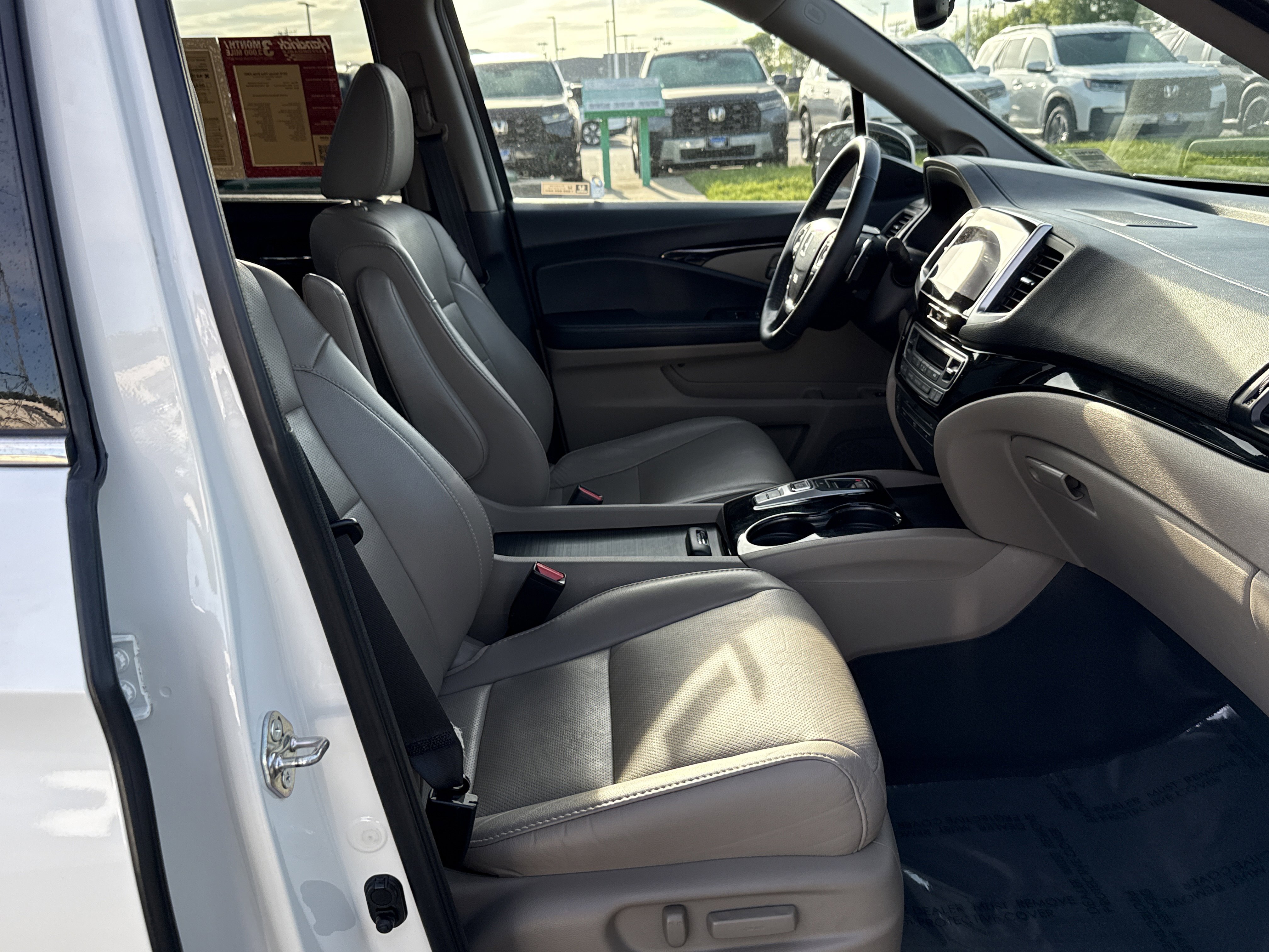 Used 2018 Honda Pilot Elite image 35