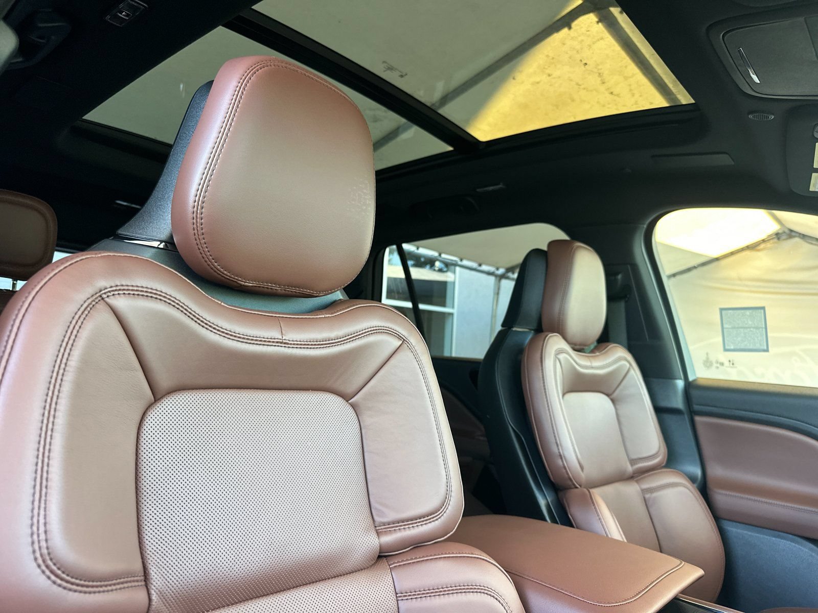 New 2026 Lincoln Aviator Reserve AWD/4WD image 17