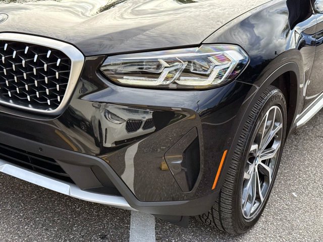 Used 2025 BMW X4 xDrive30i w/ Premium Package AWD/4WD image 9