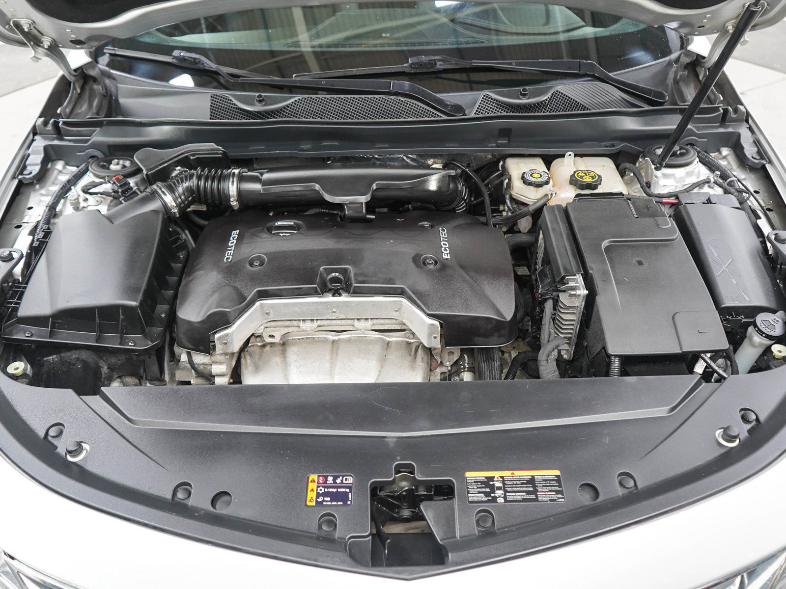 Used 2018 Chevrolet Impala LT FWD image 28