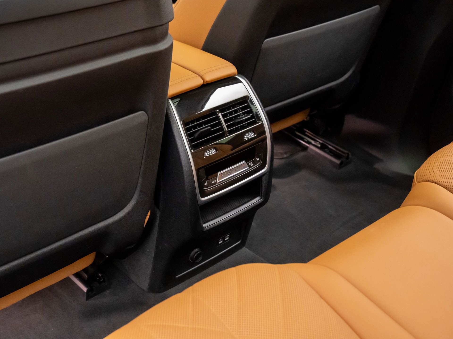 Certified 2023 BMW X7 xDrive40i w/ Premium Package image 20