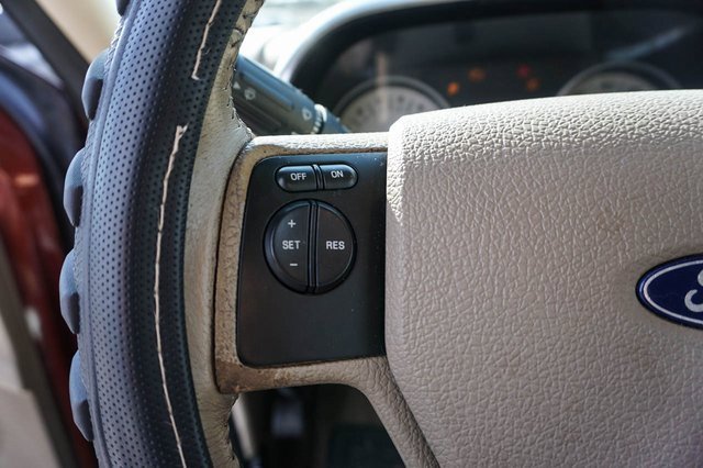 Used 2010 Ford Explorer Eddie Bauer image 12