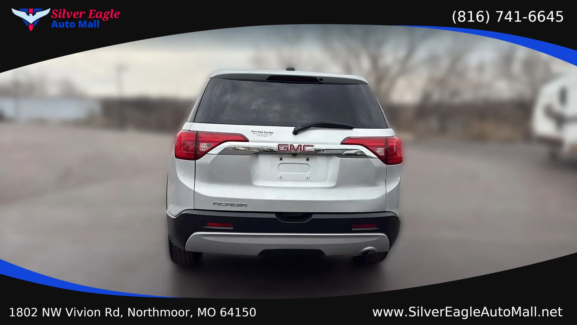 Used 2017 GMC Acadia SLE FWD image 4