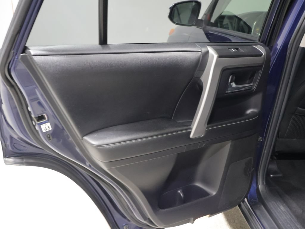 Used 2014 Toyota 4Runner SR5 Premium AWD/4WD image 19