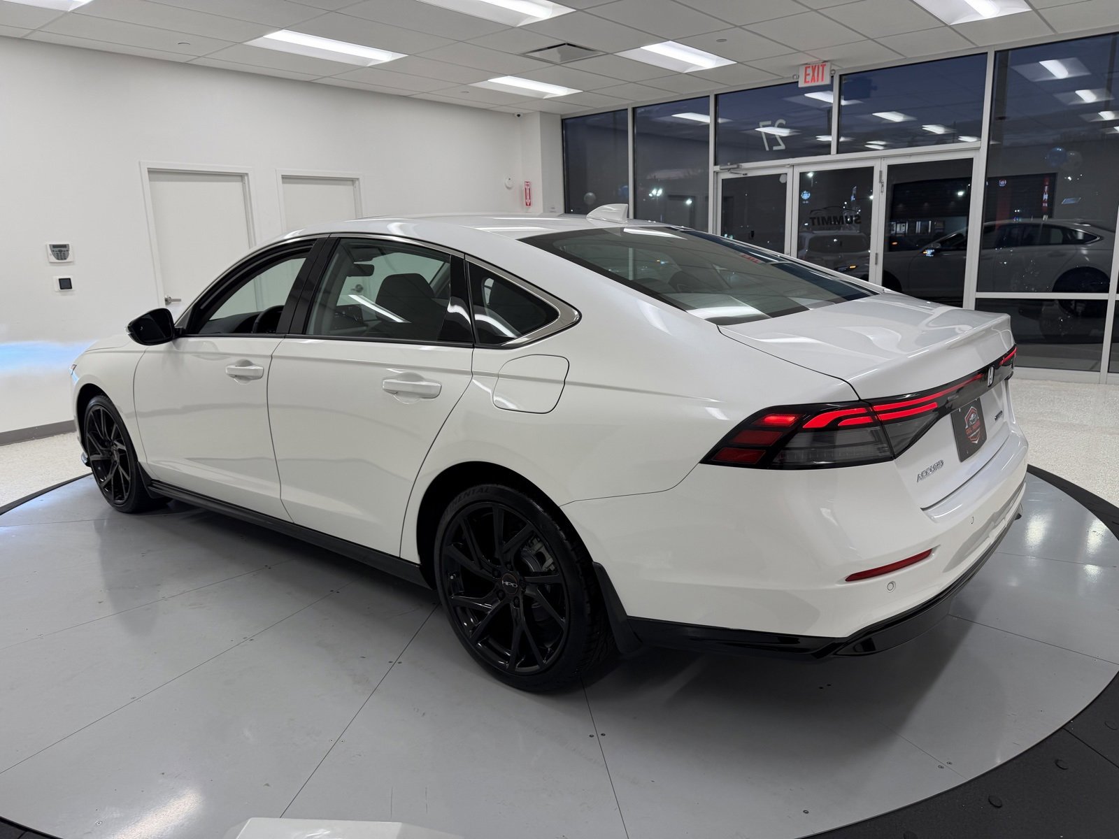 Used 2025 Honda Accord EX-L image 69