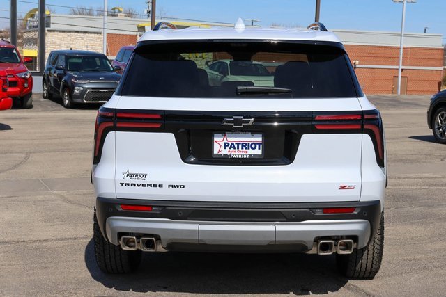 New 2026 Chevrolet Traverse Z71 w/ Enhanced Driving Package image 4