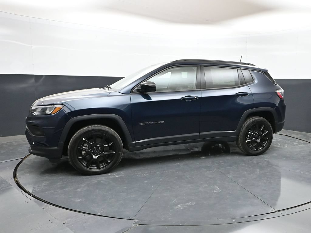 New 2026 Jeep Compass Latitude AWD/4WD image 34