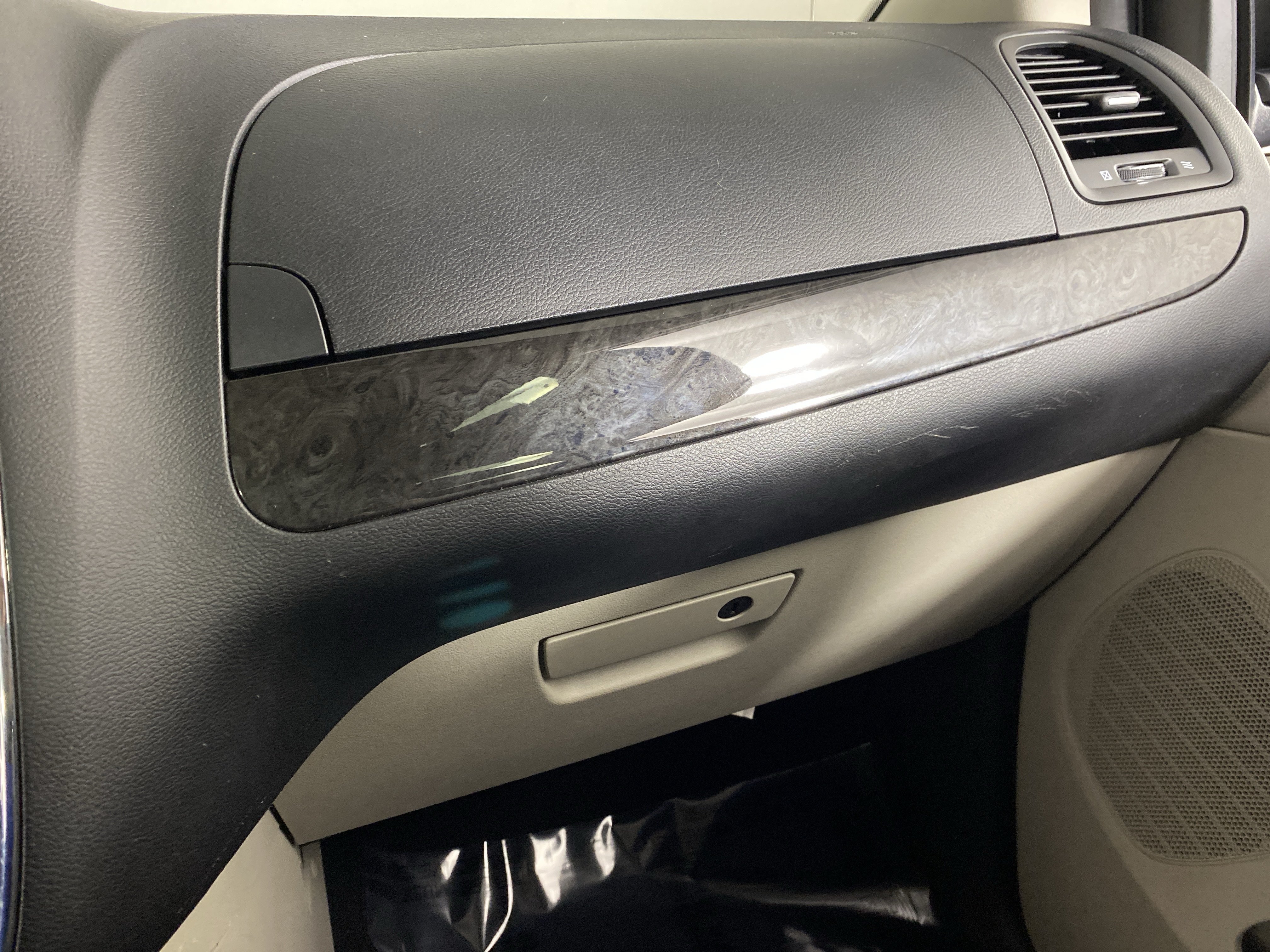 Used 2019 Dodge Grand Caravan SE w/ UConnect Hands-Free Group FWD image 29