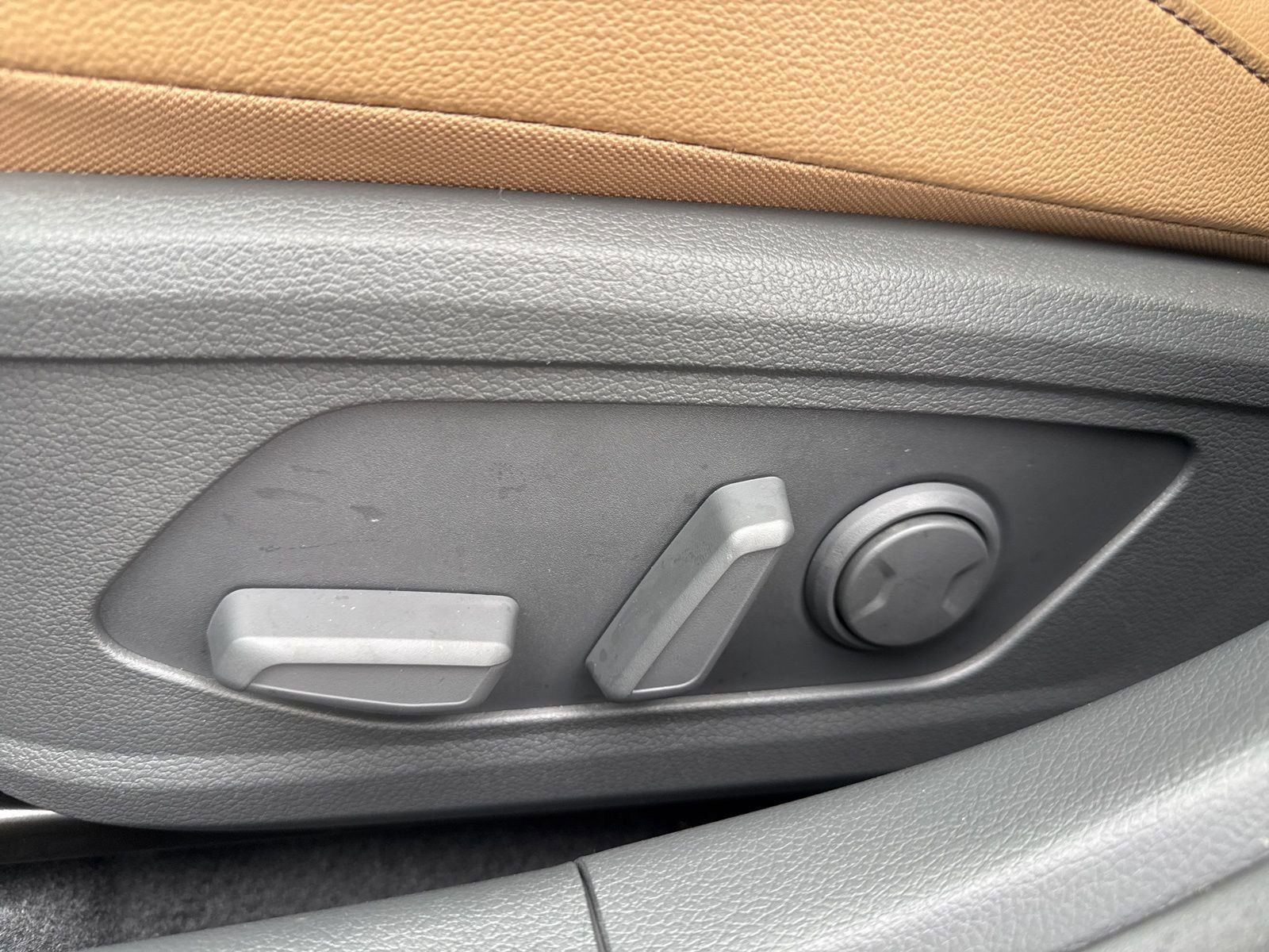 Used 2025 Hyundai Sonata Limited image 20