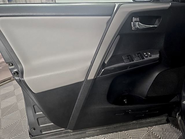 Used 2018 Toyota RAV4 Adventure w/ Cold Weather Package AWD/4WD image 13