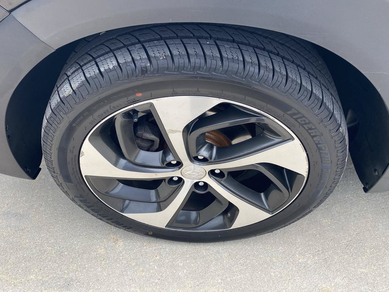 Used 2017 Hyundai Tucson Sport FWD image 10