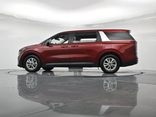 Used 2024 Kia Carnival LX FWD image 37