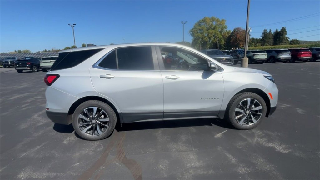 Certified 2022 Chevrolet Equinox LT image 9