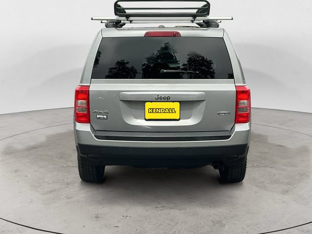 Used 2015 Jeep Patriot High Altitude AWD/4WD image 4