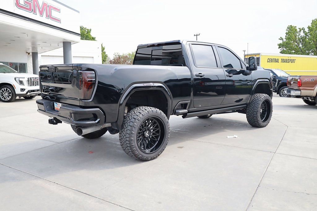 Used 2025 GMC Sierra 3500 AT4 w/ AT4 Premium Plus Package AWD/4WD image 6