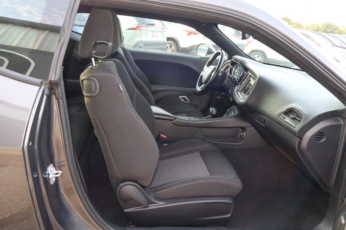 Used 2023 Dodge Challenger SXT image 22
