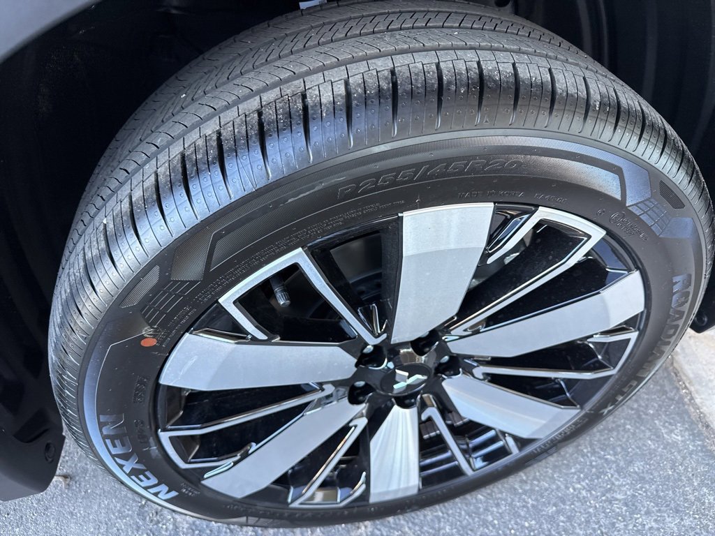 New 2025 Mitsubishi Outlander SE image 12