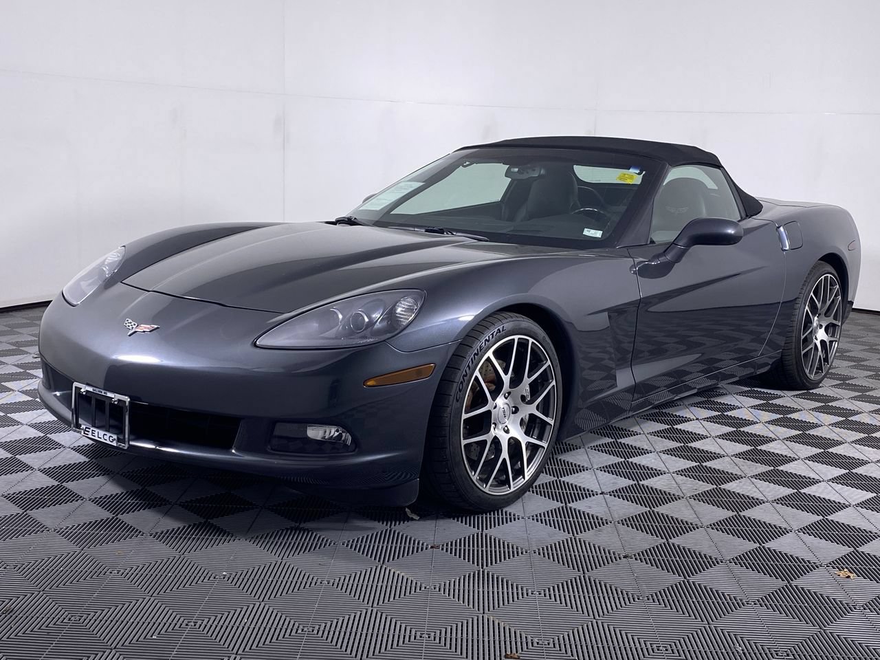 Used 2009 Chevrolet Corvette Convertible w/ Preferred Equipment Group RWD image 15