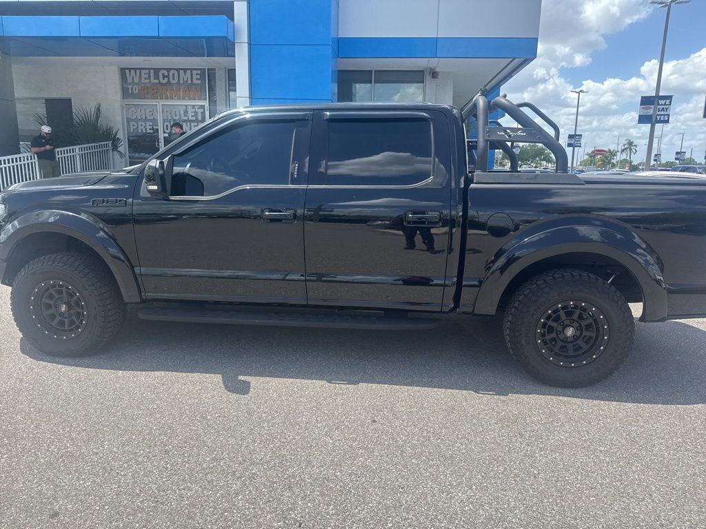 Used 2016 Ford F150 Lariat w/ Equipment Group 502A Luxury image 5