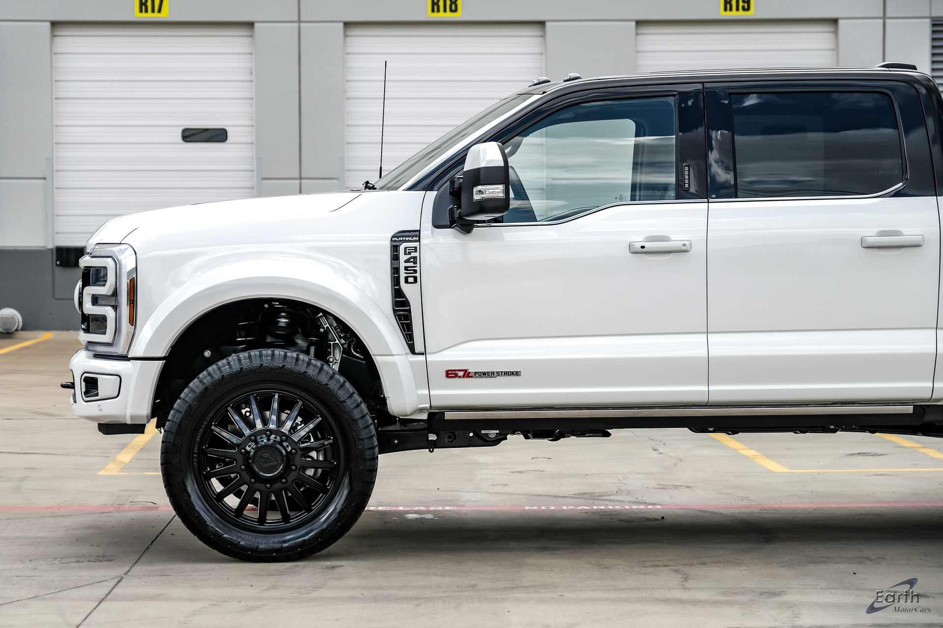Used 2026 Ford F450 Platinum w/ Platinum Plus Package AWD/4WD image 8
