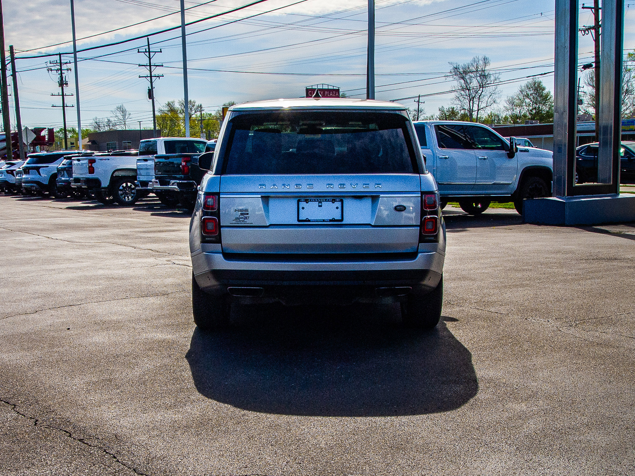 Used 2020 Land Rover Range Rover HSE image 6