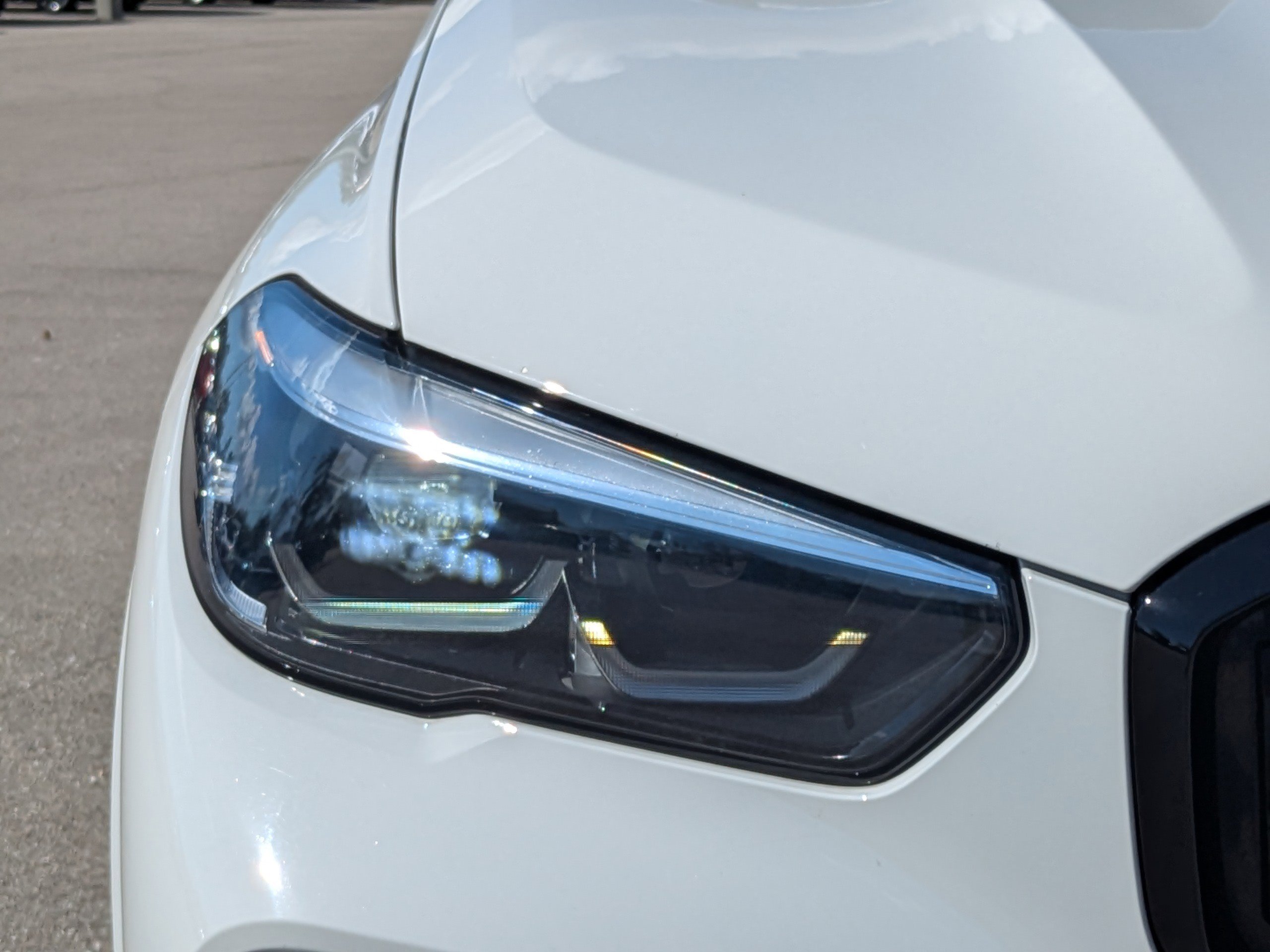 Used 2021 BMW X5 sDrive40i w/ M Sport Package image 10