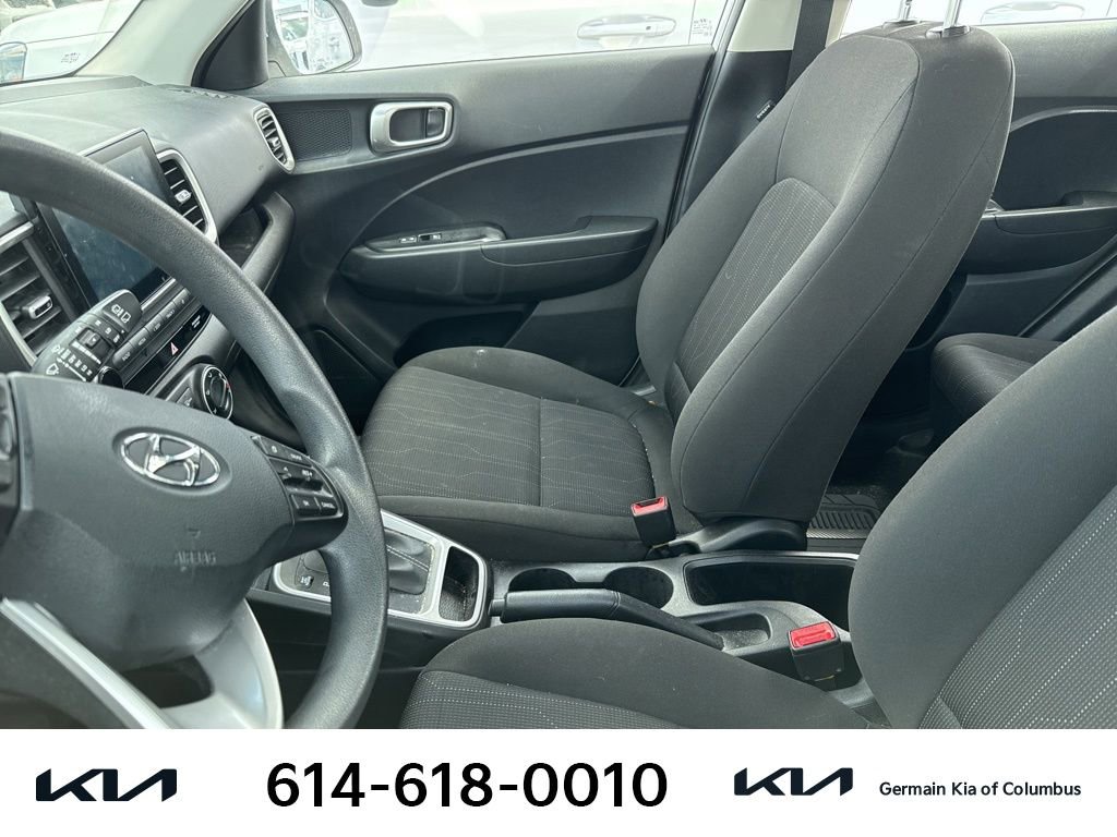 Used 2021 Hyundai Venue SE image 8