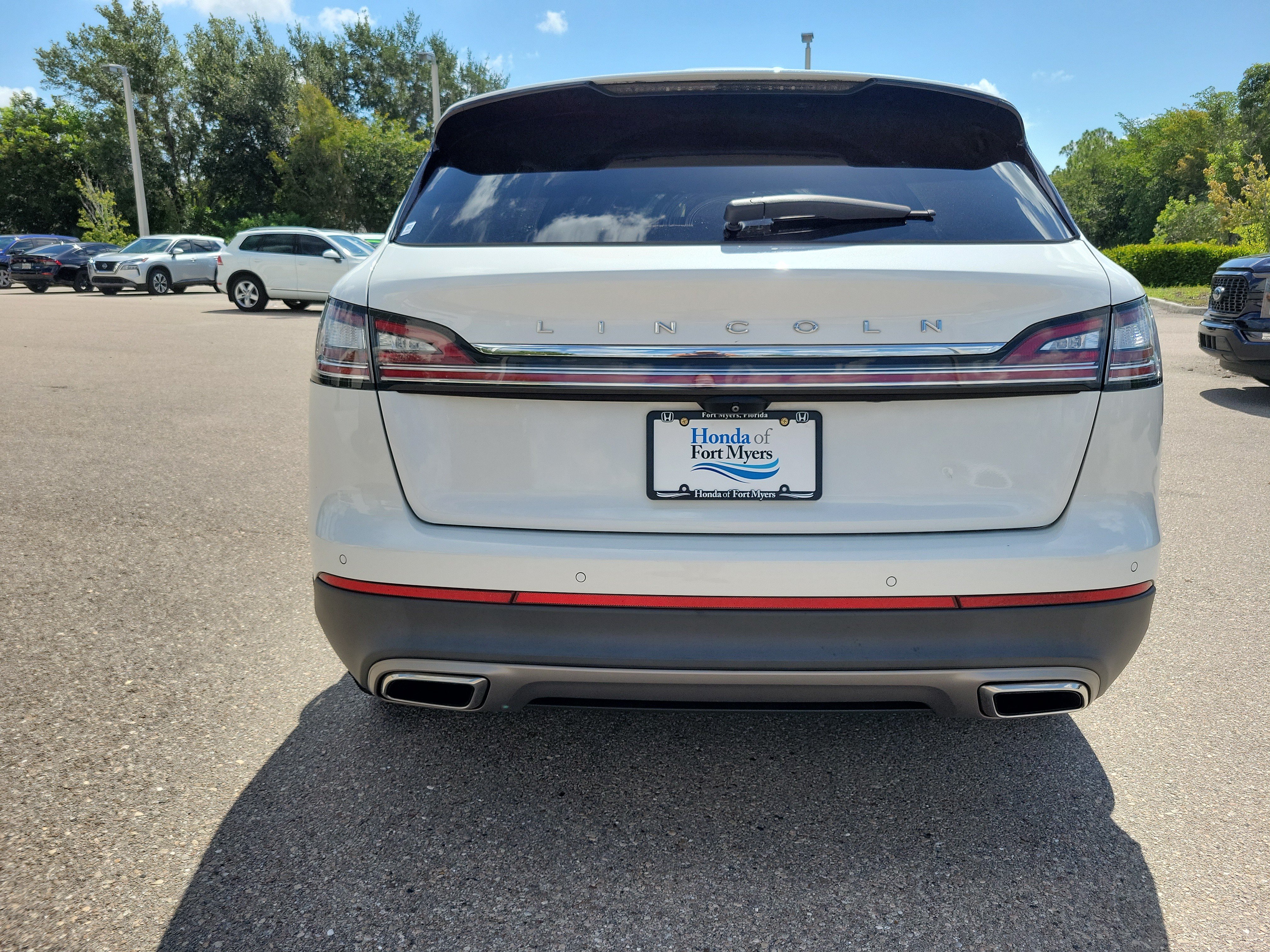 Used 2021 Lincoln Nautilus FWD image 5