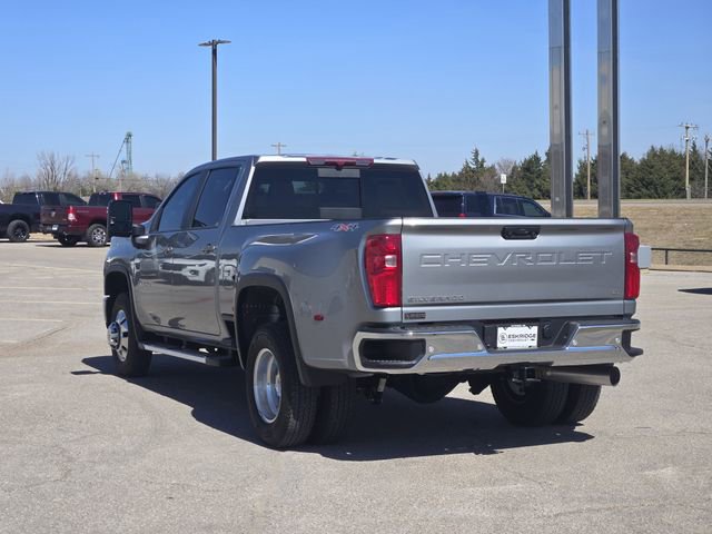 Used 2025 Chevrolet Silverado 3500 LT w/ Safety Package image 5