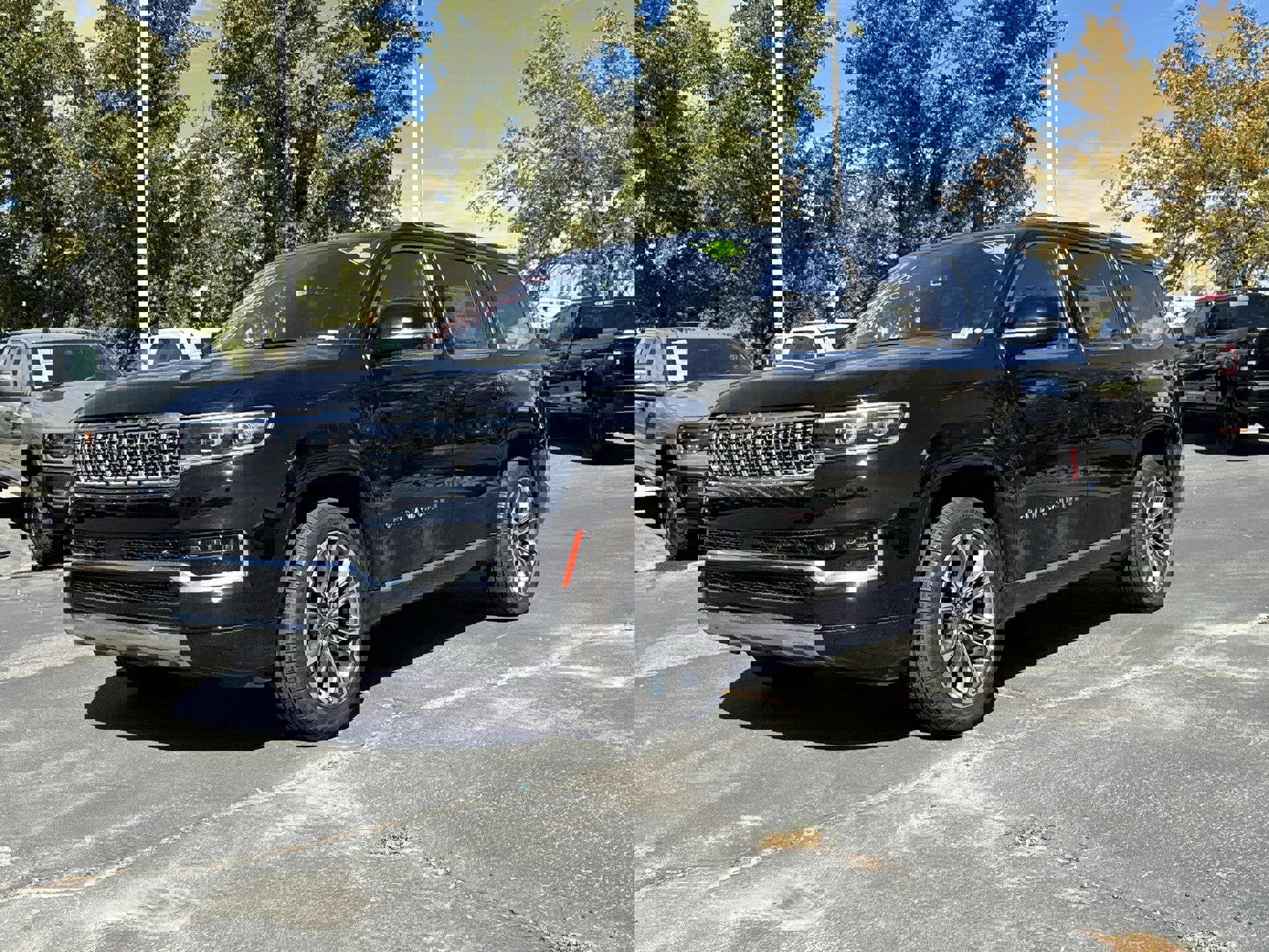 New 2023 Jeep Grand Wagoneer Series III w/ Rear Seat Video Group 1