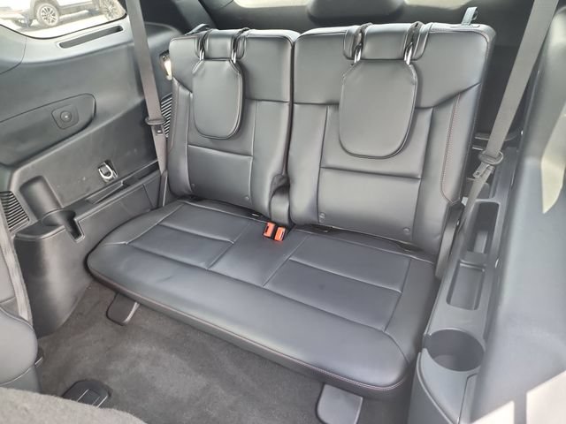Used 2025 Ford Explorer ST-Line AWD/4WD image 30