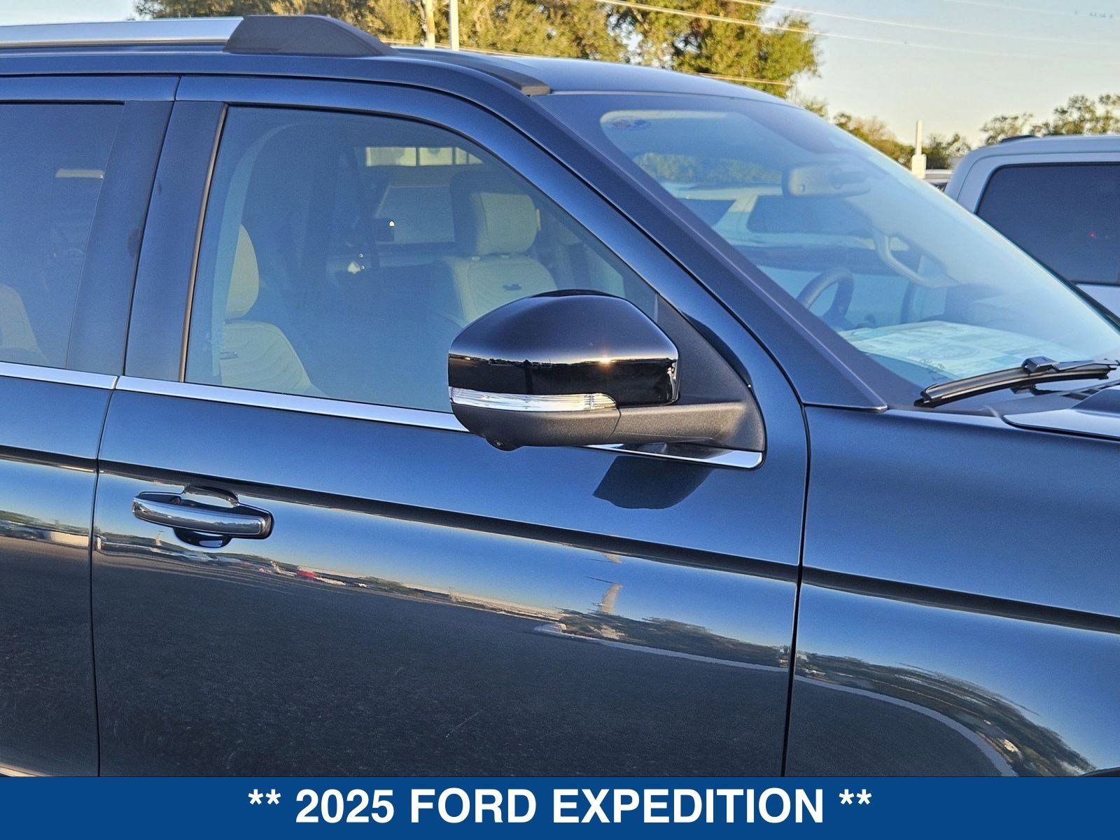 New 2025 Ford Expedition Platinum w/ Platinum Ultimate Package image 10