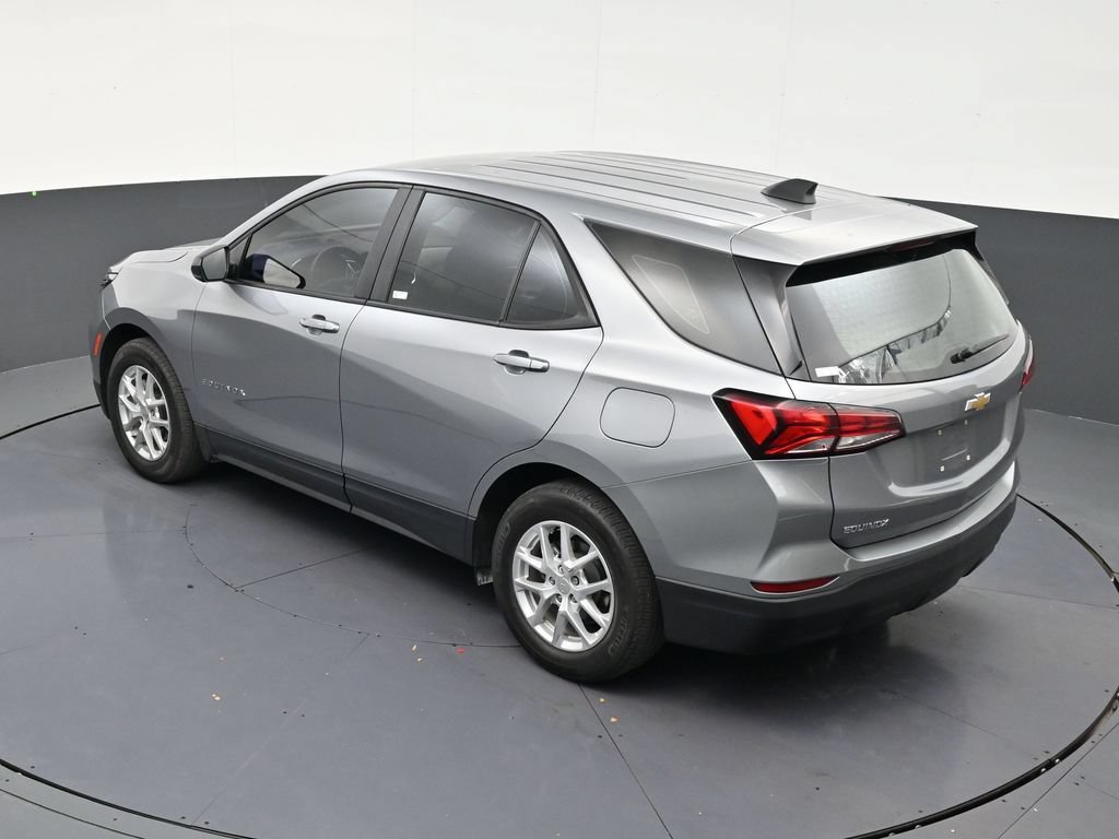 Used 2024 Chevrolet Equinox LS w/ LS Convenience Package FWD image 13