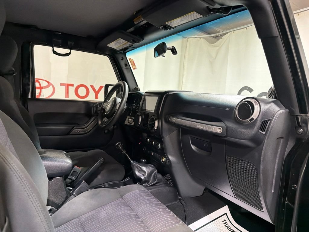 Used 2012 Jeep Wrangler Sport AWD/4WD image 12