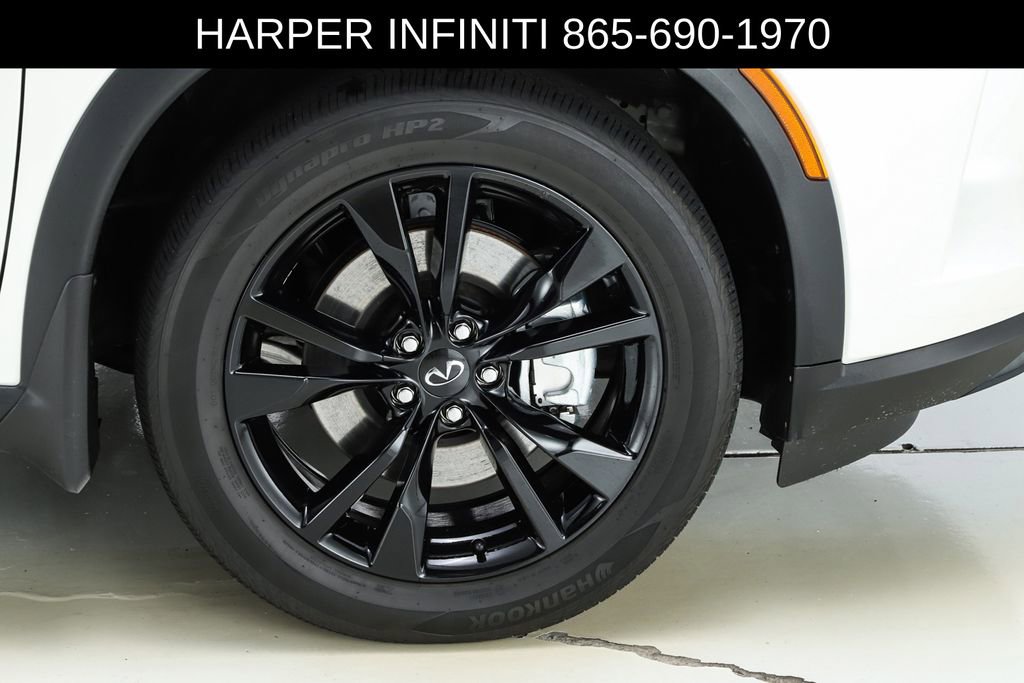 Used 2025 INFINITI QX60 Luxe w/ Black Edition image 15
