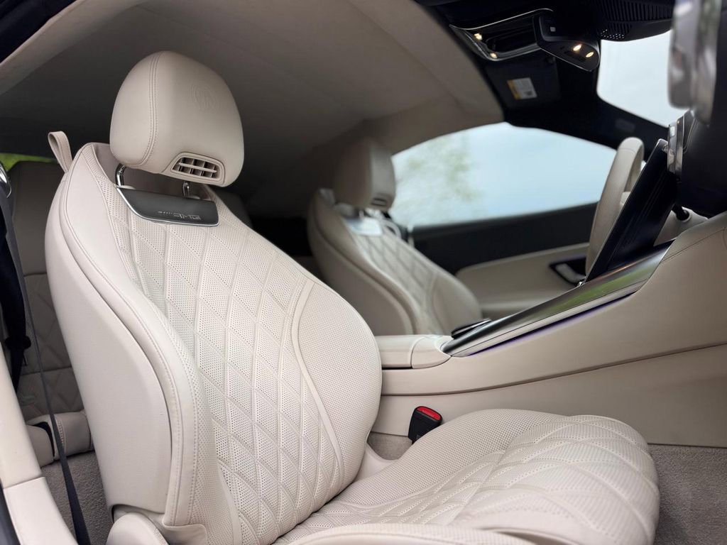 Used 2022 Mercedes-Benz SL 55 AMG 4MATIC w/ AMG Exterior Chrome Package image 30