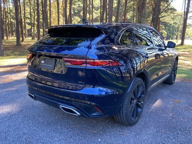 Used 2024 Jaguar F-PACE R-Dynamic S image 3