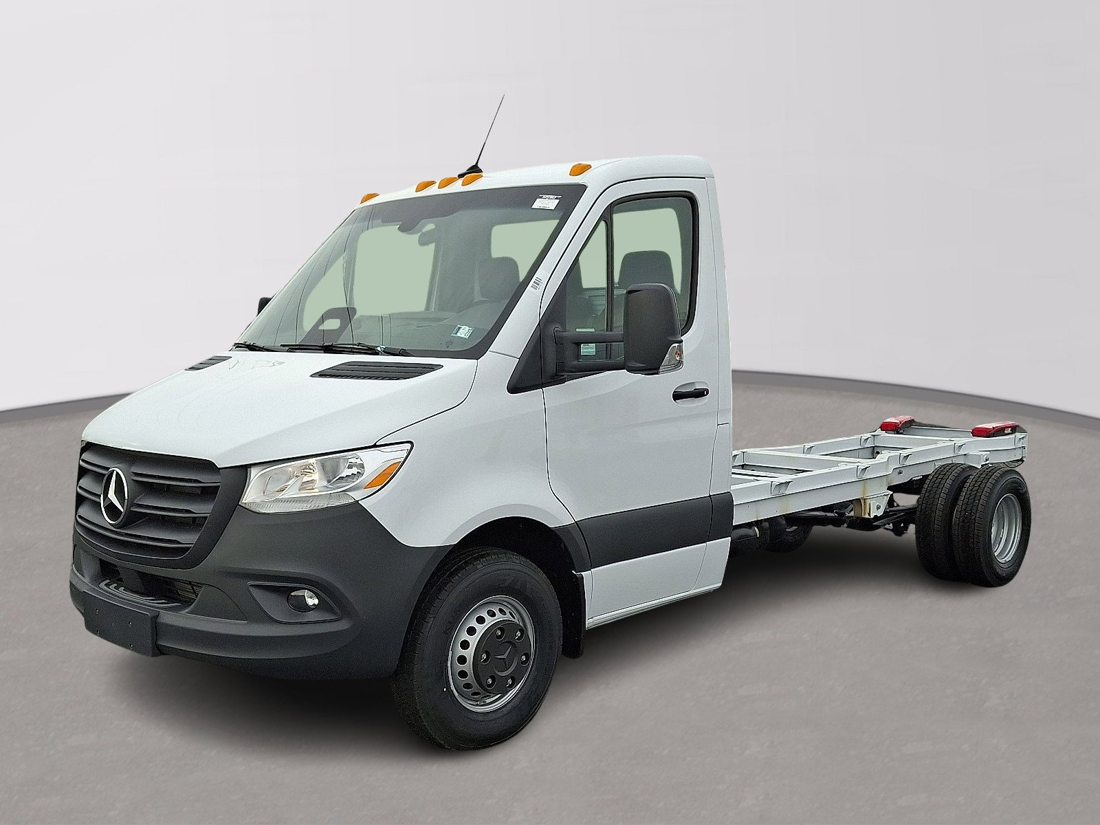 New 2026 Mercedes-Benz Sprinter 4500 image 1