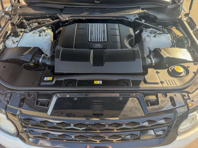 Used 2017 Land Rover Range Rover Sport HSE AWD/4WD image 24