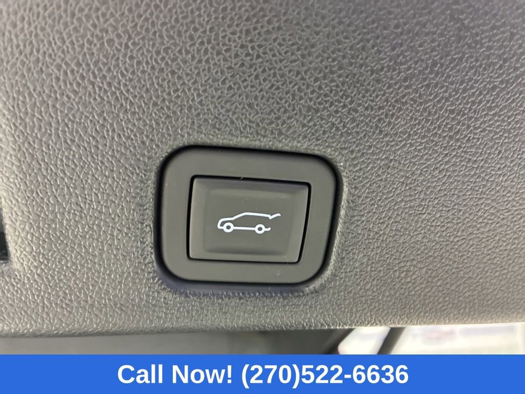 Used 2025 GMC Acadia Elevation image 37