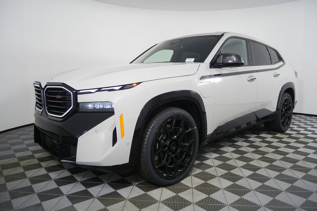 New 2026 BMW XM Label Red image 8