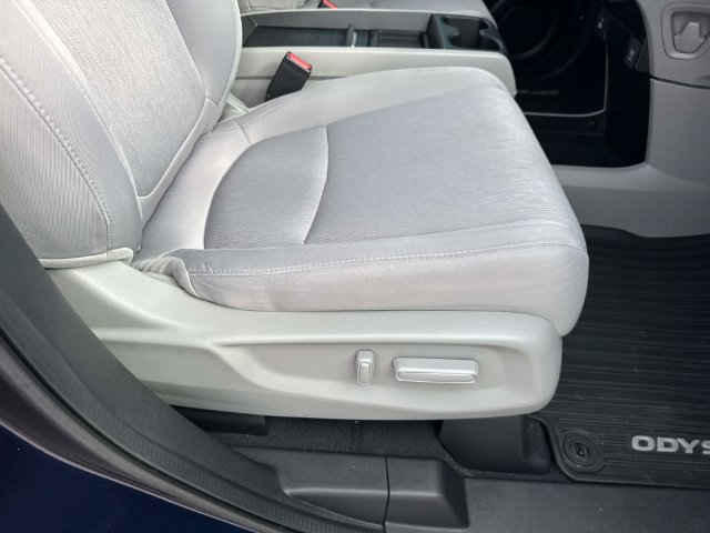 Used 2022 Honda Odyssey EX image 16