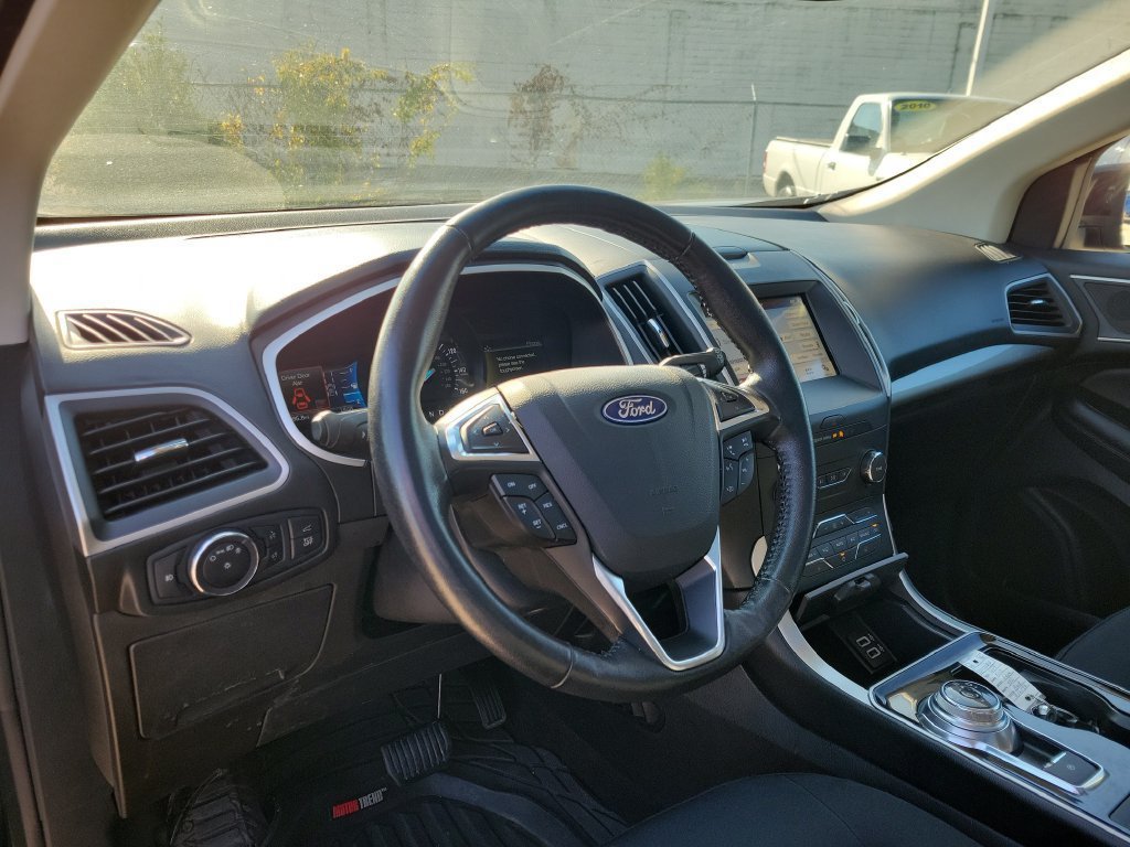 Used 2019 Ford Edge SEL AWD/4WD image 21