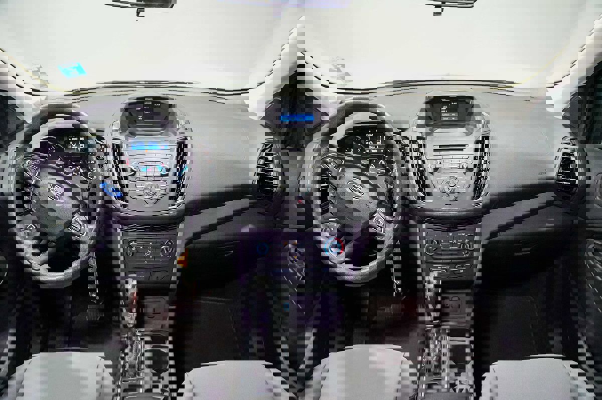 Used 2017 Ford Escape S image 18