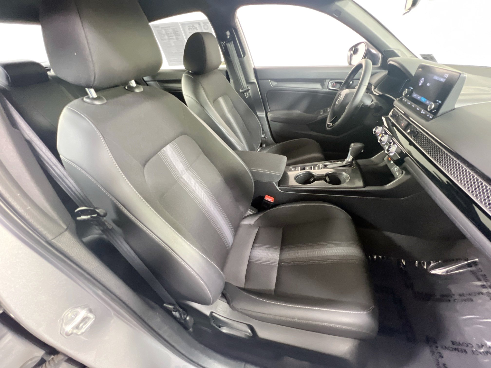 Used 2024 Honda Civic Sport image 25